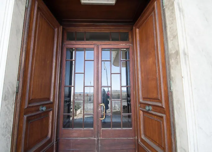 Apartament Splendido Fronte Mare Con Box Doppio Varazze