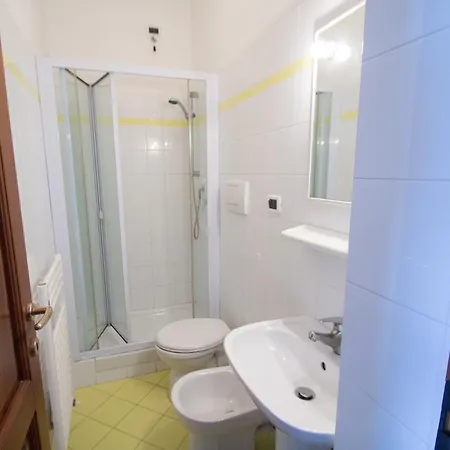 Splendido Fronte Mare Con Box Doppio Apartamento *