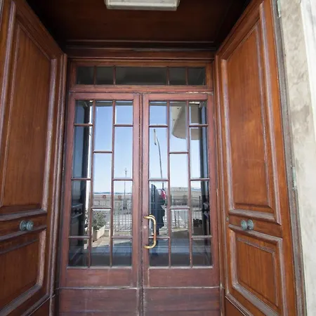 Appartement Splendido Fronte Mare Con Box Doppio Varazze